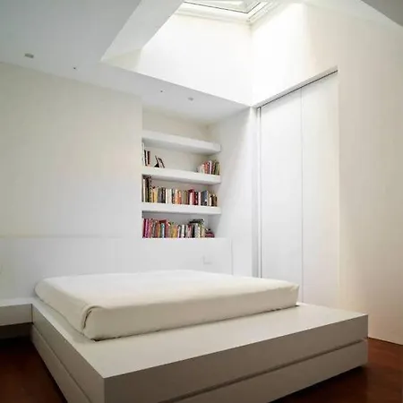 Apartman 750 Eur - Unique Design 4 Bed Apartment *
